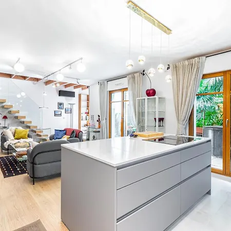 Guestready - Spacieux Apt. Avec Cour Privative Apartment Paris